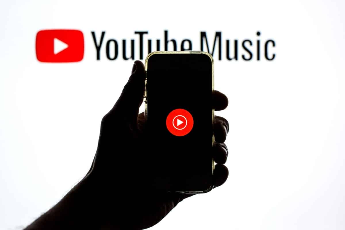YouTube Music测试AI主持人功能可分享趣闻与评论