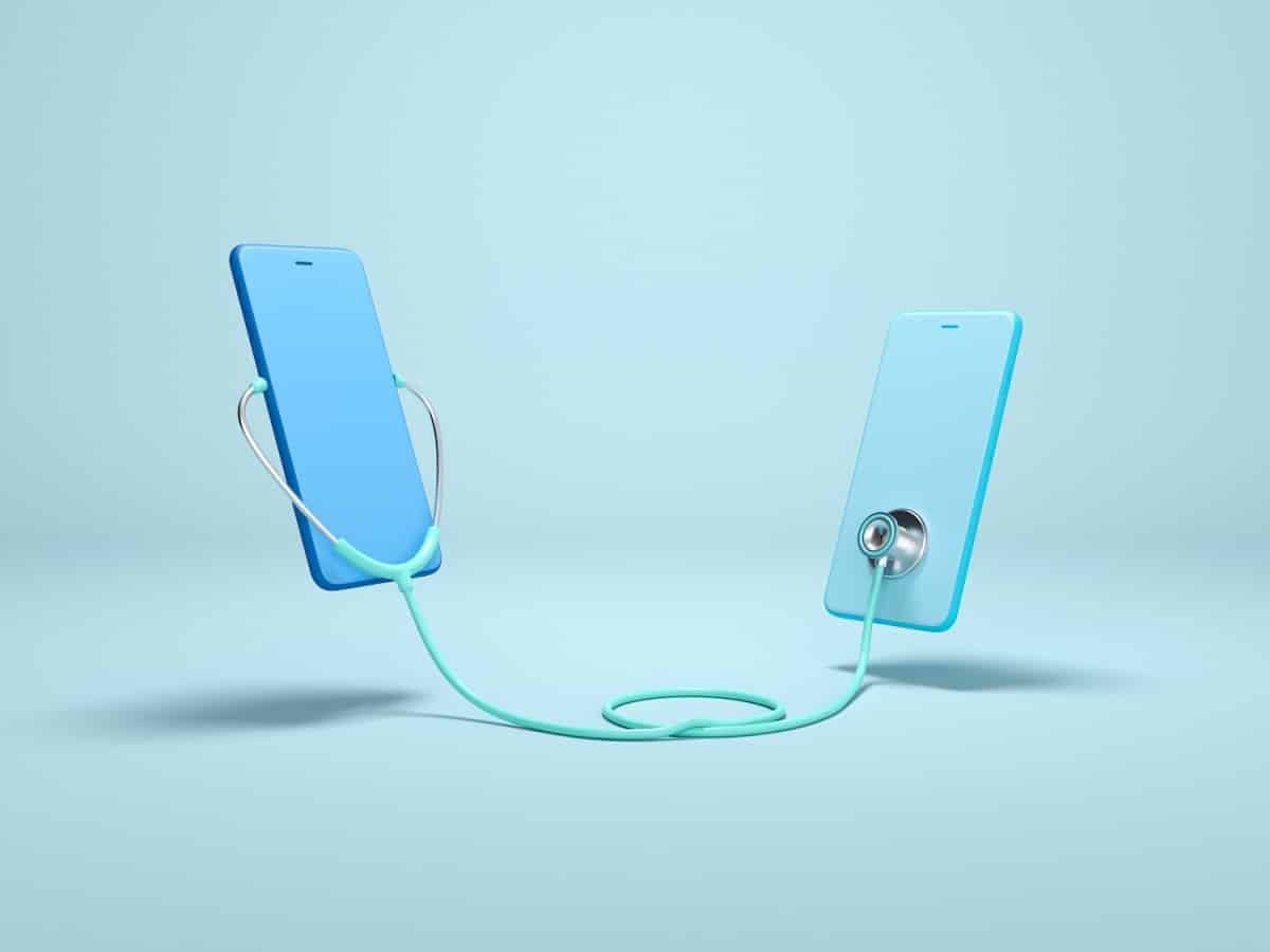 AI医疗革命：医生为何对ChatGPT健康版又爱又怕？深度解析医疗AI的机遇与挑战