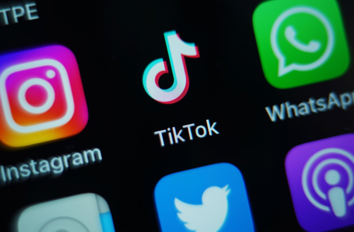 TikTok 现在允许你选择想要观看多少 AI 生成的内容