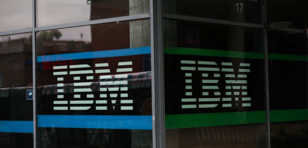 AI时代人才战略大逆转：IBM逆势扩招初级岗位，重新定义“入门级”工作