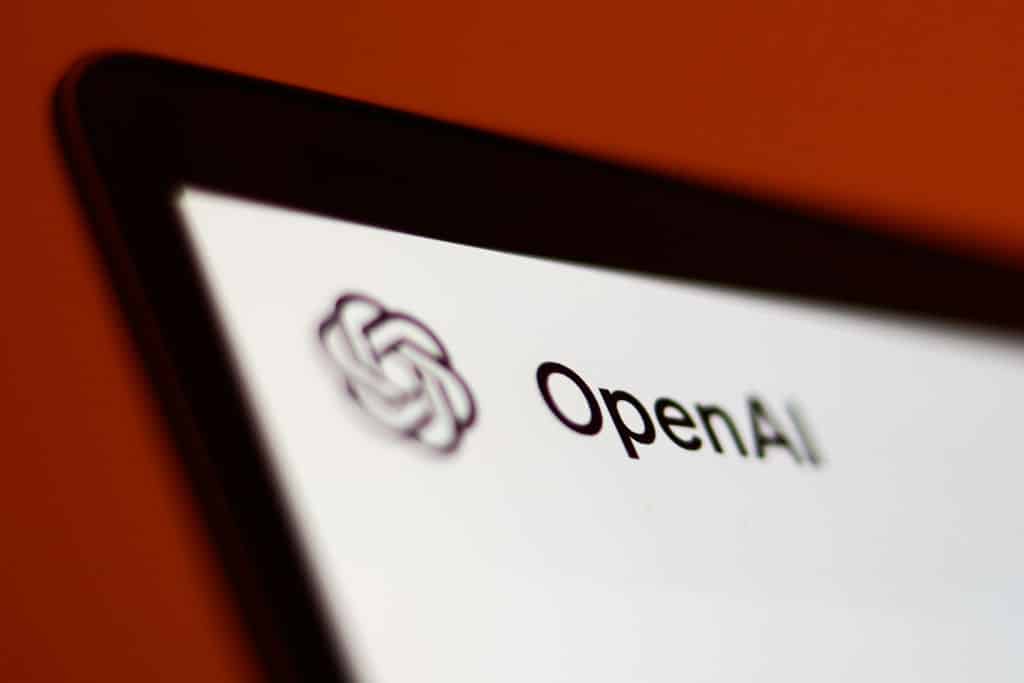 OpenAI五角大楼协议细节曝光：AI军事化红线与安全架构之争