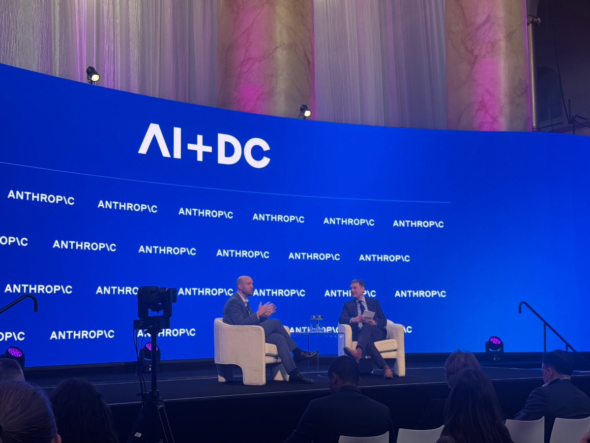 AI技能鸿沟正在扩大：资深用户加速领跑，职场新人面临挑战